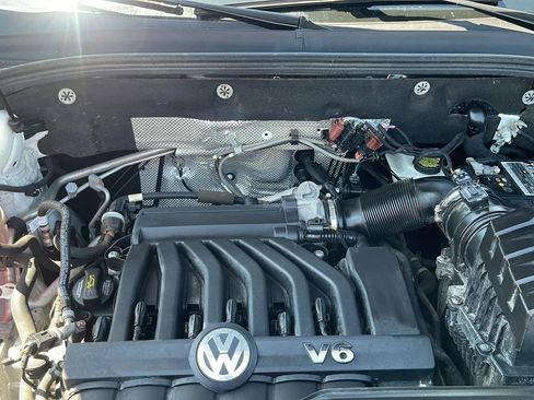 Used 2021 Volkswagen Atlas SEL image 32