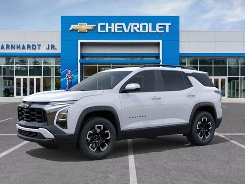 New 2026 Chevrolet Equinox ACTIV w/ Convenience Package III FWD image 3