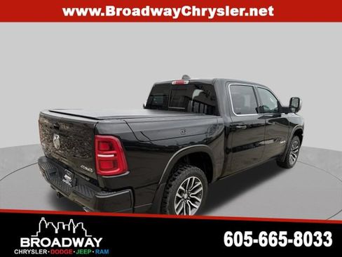 Used 2025 RAM 1500 Limited w/ Trailer Tow Group AWD/4WD image 6