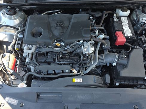 Used 2024 Toyota Camry SE FWD image 29