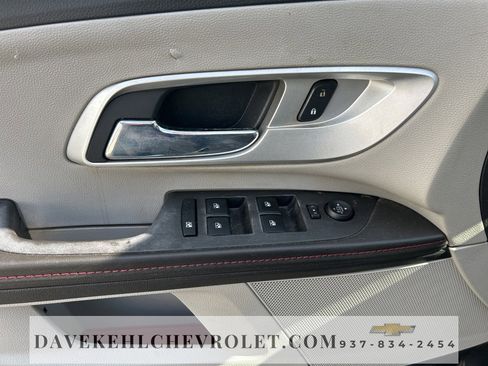 Used 2012 Chevrolet Equinox LT w/ Driver Convenience Package image 19
