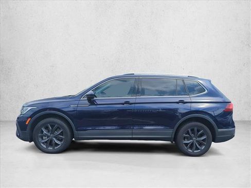 Used 2023 Volkswagen Tiguan SE FWD image 15