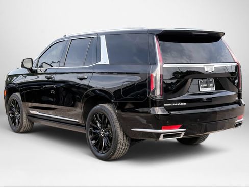 Used 2024 Cadillac Escalade Premium Luxury w/ Performance Package AWD/4WD image 9