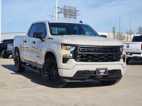 Used 2026 Chevrolet Silverado 1500 Custom w/ Turbomax Blackout Package image 2