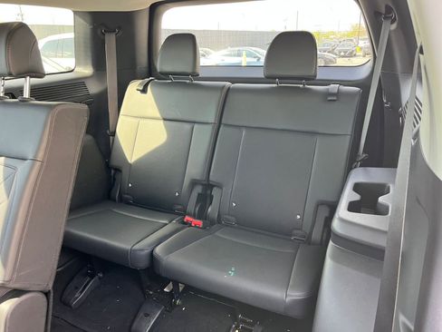 Used 2025 Hyundai Santa Fe SEL image 32