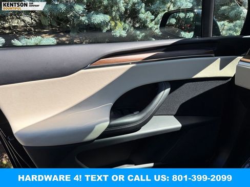 Used 2023 Tesla Model X AWD/4WD image 16