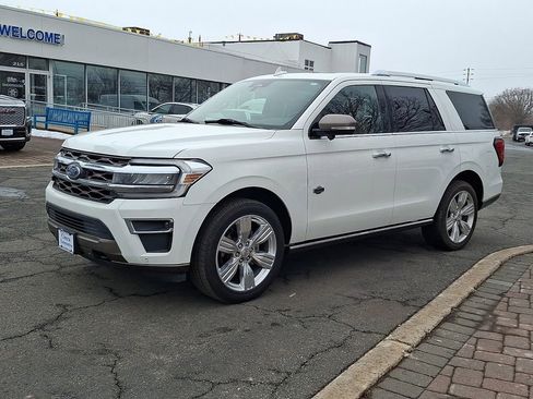 Used 2022 Ford Expedition King Ranch image 6