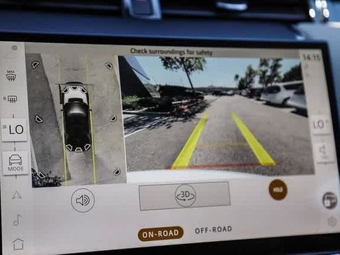 New 2024 Land Rover Discovery Sport S image 25