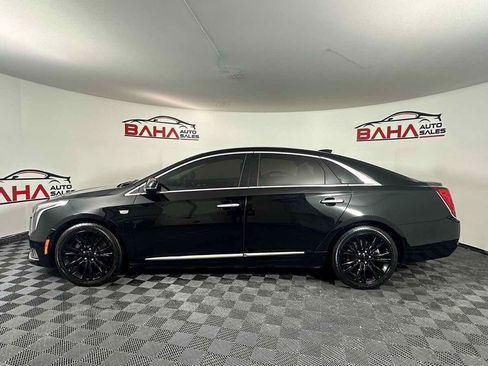 Used 2019 Cadillac XTS Luxury image 3