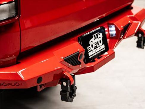 Used 2026 Jeep Gladiator Sport image 12