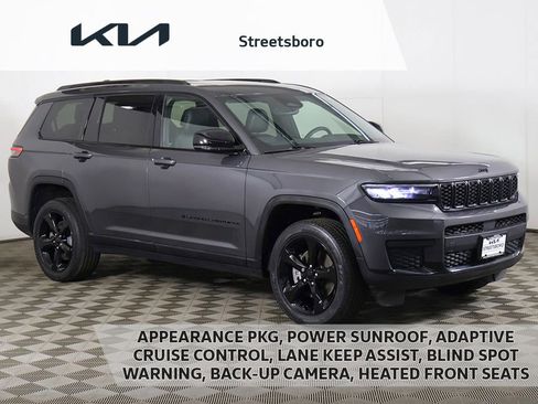Used 2023 Jeep Grand Cherokee L Laredo AWD/4WD image 1