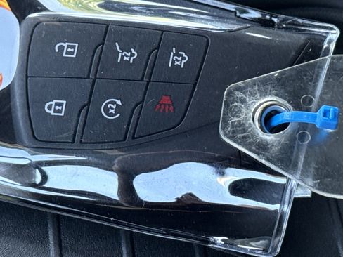 Used 2022 Chevrolet Suburban RST w/ Luxury Package image 38