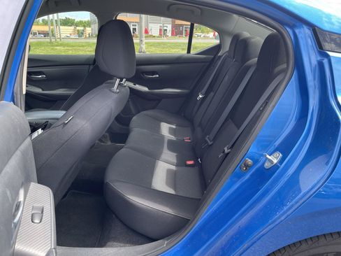 Used 2022 Nissan Sentra SV w/ Trunk Package FWD image 15