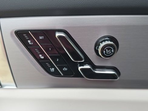 New 2026 Cadillac Vistiq Sport w/ LPO, Floor Liner Package image 38