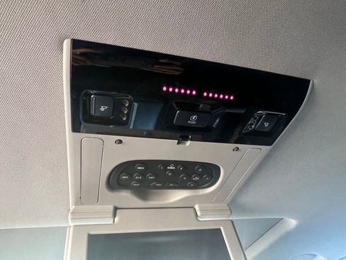 Used 2015 GMC Yukon Denali w/ Touring Package image 21