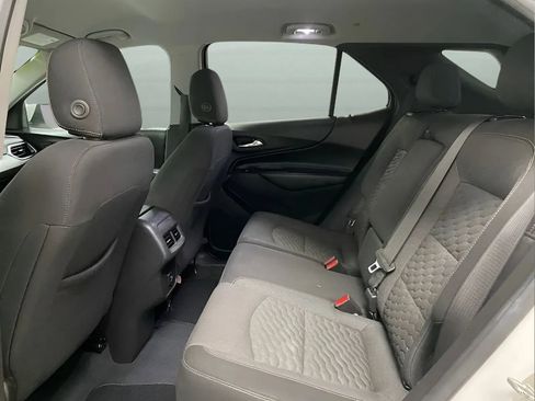 Used 2021 Chevrolet Equinox LT FWD image 10