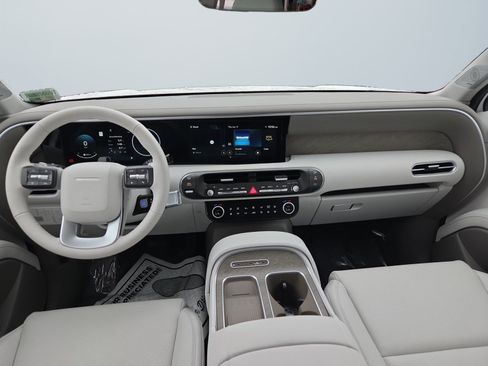 Certified 2026 Hyundai Palisade Limited AWD/4WD image 12
