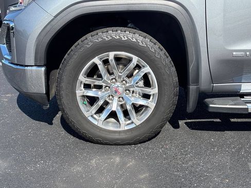 Used 2020 GMC Sierra 1500 SLT w/ SLT Premium Plus Package AWD/4WD image 11