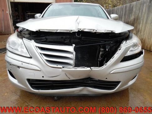 Used 2009 Hyundai Genesis 3.8 w/ Technology Pkg 4 image 5