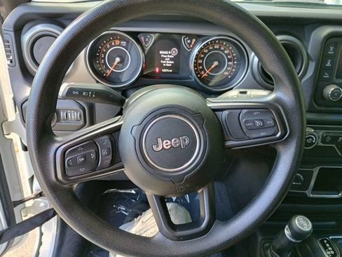 Used 2021 Jeep Wrangler Unlimited Sport AWD/4WD image 26