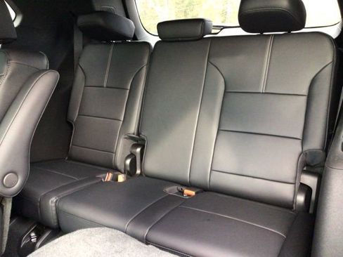 New 2026 GMC Acadia Elevation w/ Elevation Premium Package FWD image 20