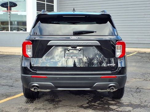 Used 2023 Ford Explorer XLT w/ Equipment Group 202A image 24