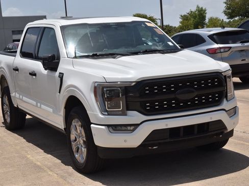 Certified 2022 Ford F150 Platinum w/ Equipment Group 701A High AWD/4WD image 4