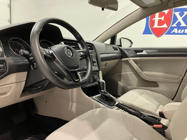 Used 2018 Volkswagen Golf S FWD image 24