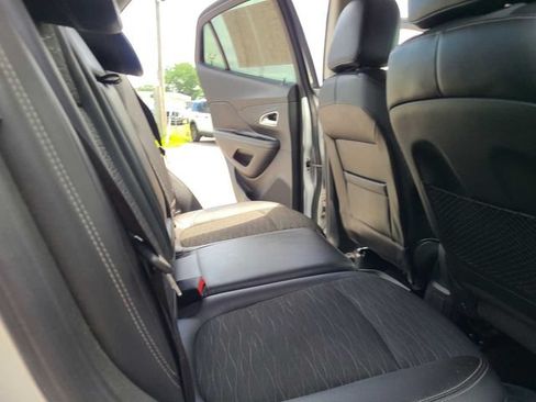 Used 2015 Buick Encore FWD image 19