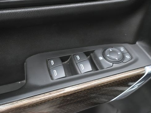 Used 2020 Chevrolet Silverado 1500 LT Trail Boss AWD/4WD image 42