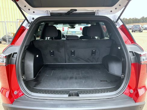 Certified 2025 Chevrolet Equinox LT w/ Safety and Technology Package image 21