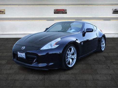 Used 2012 Nissan 370Z Touring w/ Sport Pkg image 3