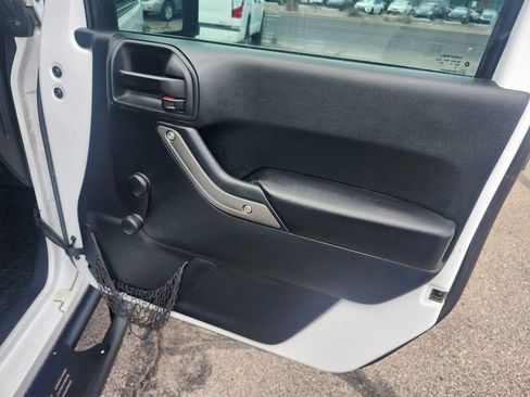 Used 2016 Jeep Wrangler Unlimited Sport AWD/4WD image 21