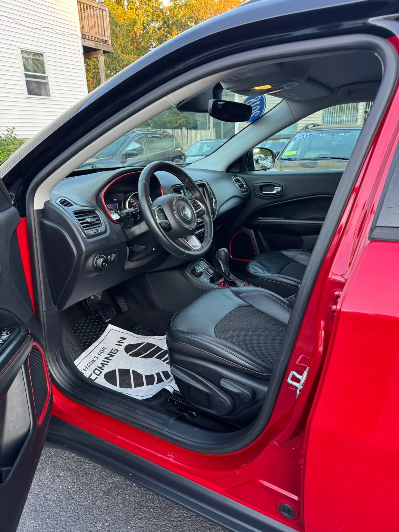 Used 2018 Jeep Compass Trailhawk w/ Cold Weather Group AWD/4WD image 22