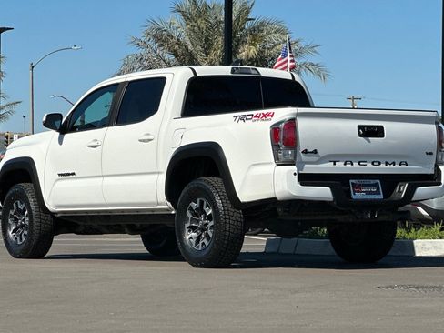 Used 2021 Toyota Tacoma TRD Off-Road w/ Technology Package image 6