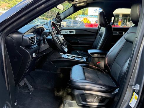 Certified 2023 Ford Explorer ST-Line w/ Class IV Trailer Tow Package AWD/4WD image 21