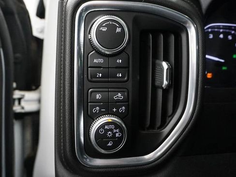 Used 2019 GMC Sierra 1500 SLT w/ SLT Premium Plus Package AWD/4WD image 10