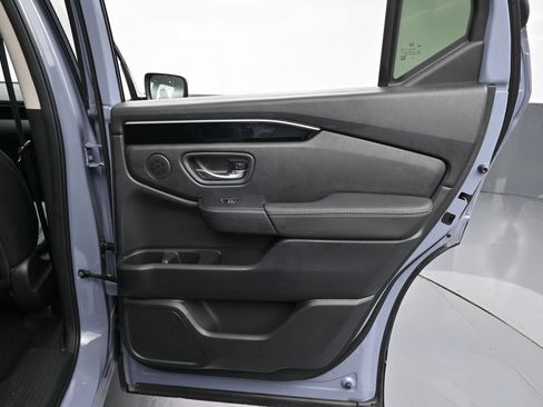 Certified 2026 Honda Passport RTL image 32