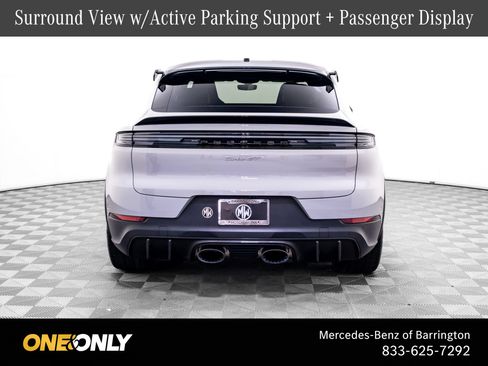 Used 2024 Porsche Cayenne Turbo GT AWD/4WD image 4