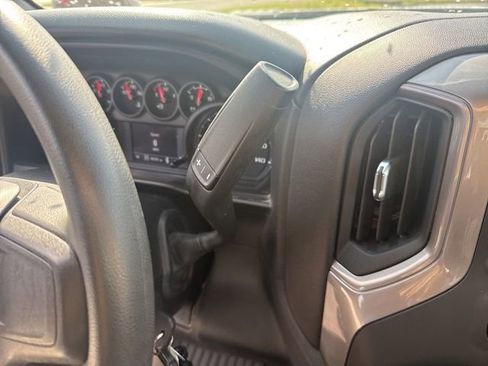 Used 2020 Chevrolet Silverado 2500 Custom w/ Custom Value Package image 24