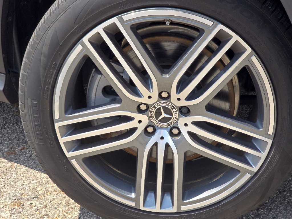 Certified 2024 Mercedes-Benz GLS 450 4MATIC image 10