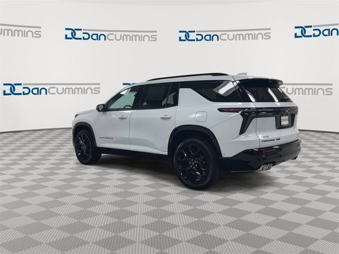 New 2026 Chevrolet Traverse RS w/ LPO, Floor Liner Package image 6