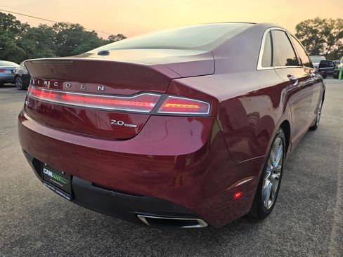 Used 2016 Lincoln MKZ image 11
