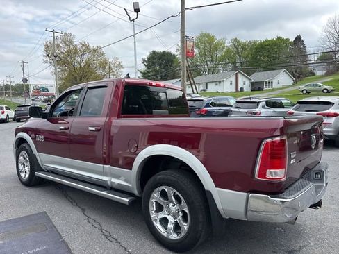 Used 2017 RAM 1500 Laramie w/ Convenience Group AWD/4WD image 4