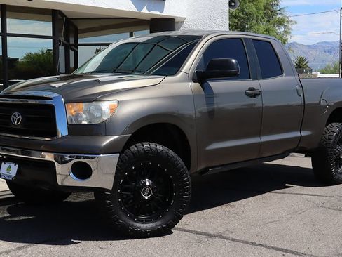 Used 2011 Toyota Tundra 2WD Double Cab w/ Tow Pkg image 2