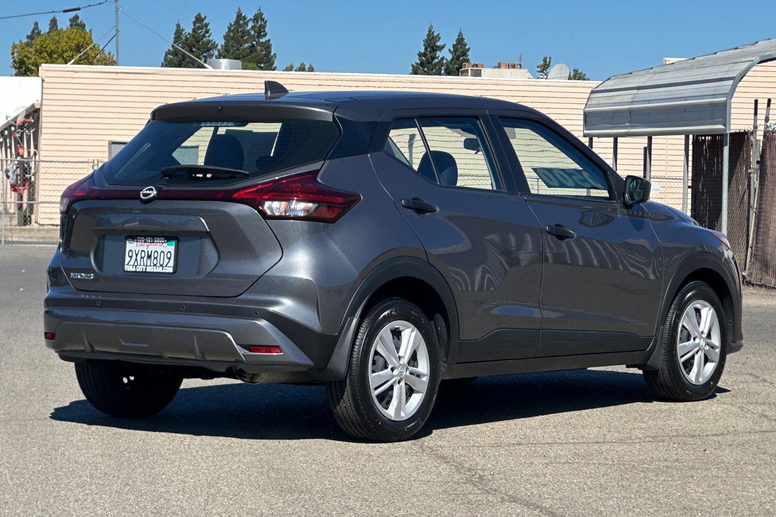 Used 2025 Nissan Kicks Play S FWD image 5