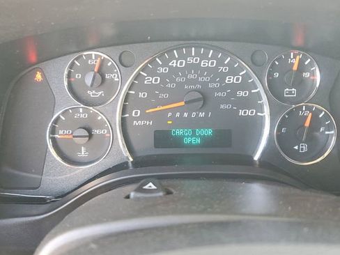 Certified 2024 GMC Savana 2500 w/ Driver Convenience Package image 18