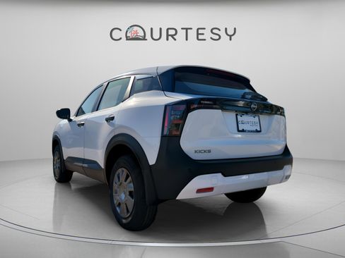 New 2026 Nissan Kicks S image 2