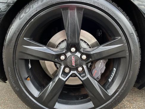 Used 2016 Chevrolet Camaro SS image 16