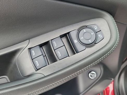 Certified 2023 Buick Encore GX Select w/ Sport Touring Package image 11